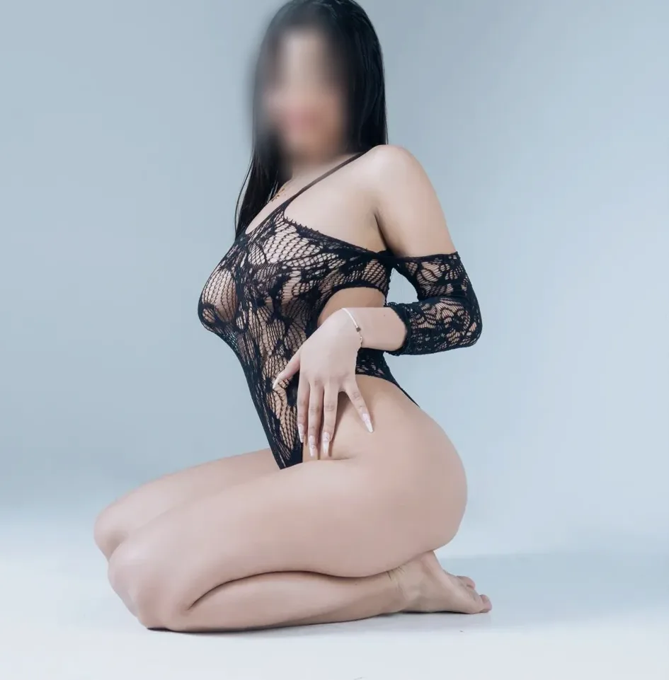 Annika, 22