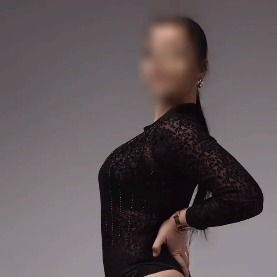 Aylin, 24