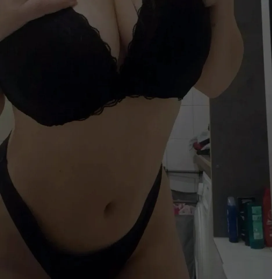 Carina, 19